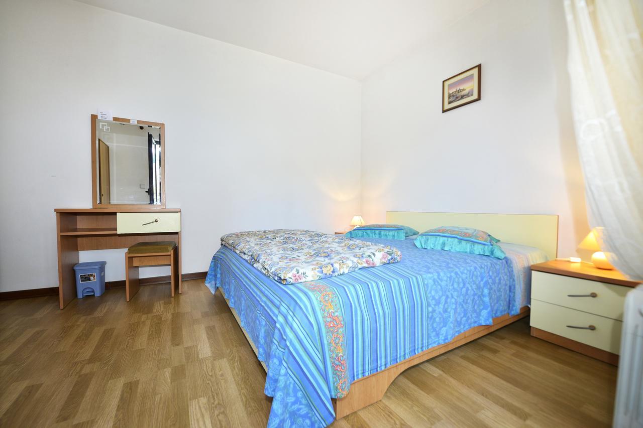 Apartment Mip Πόρετς Εξωτερικό φωτογραφία