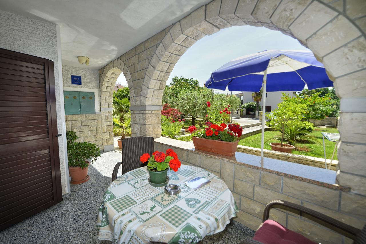 Apartment Mip Πόρετς Εξωτερικό φωτογραφία