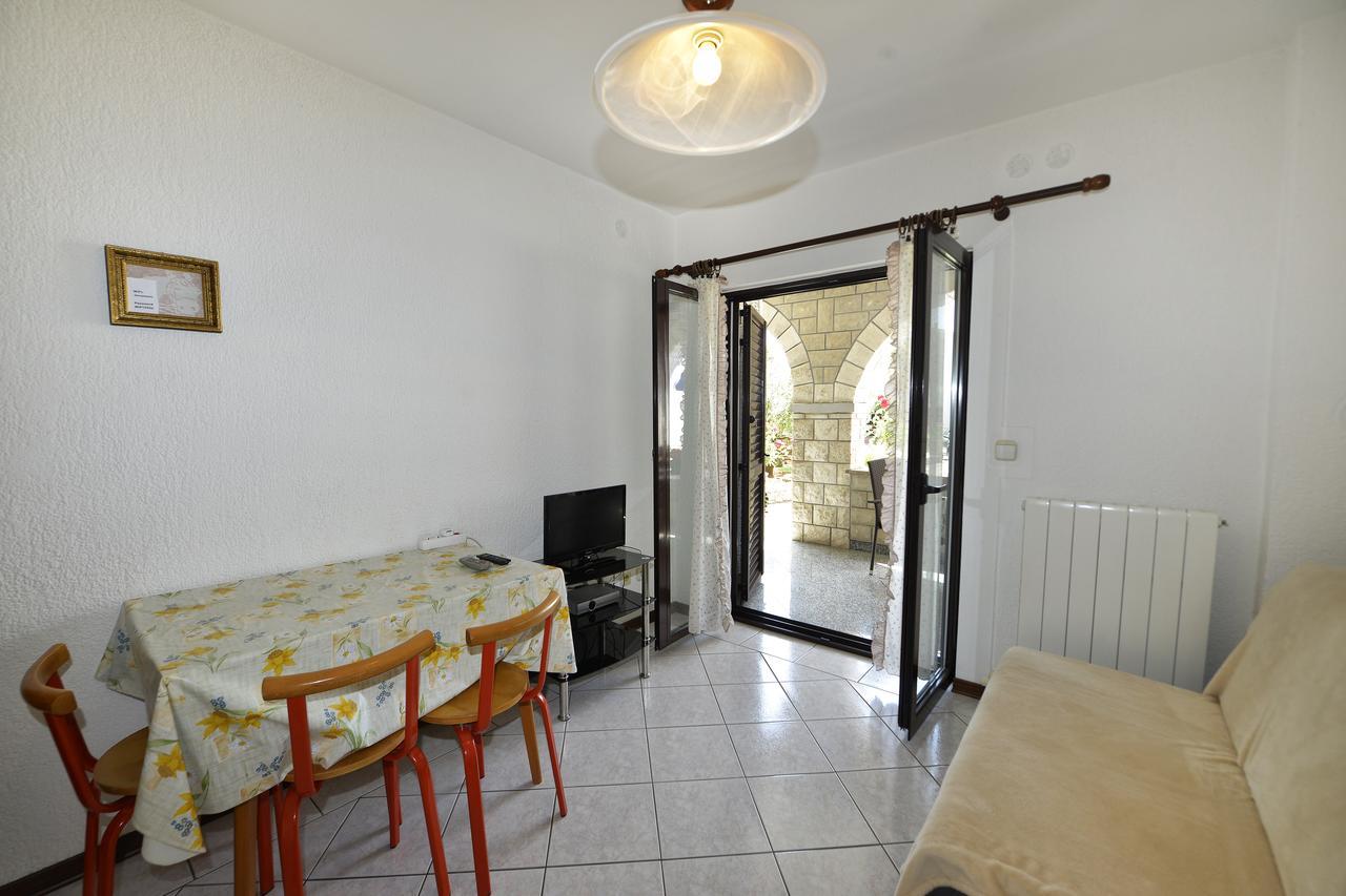 Apartment Mip Πόρετς Εξωτερικό φωτογραφία